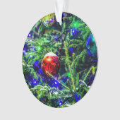Roodbal met groene kerstboom ornament (voorkant)