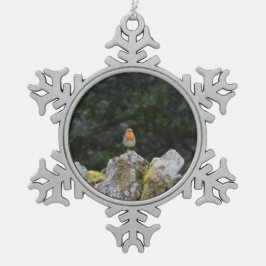 Roodborst op een stenen muur tin sneeuwvlok ornament