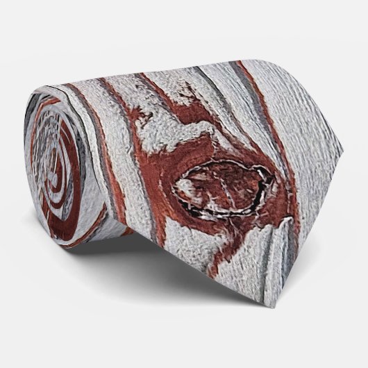 Roodbruin verf op hout stropdas (Opgerold)