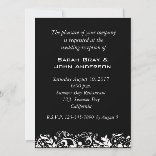 Roodbruine roos op zwarte uitnodiging (Achterkant)