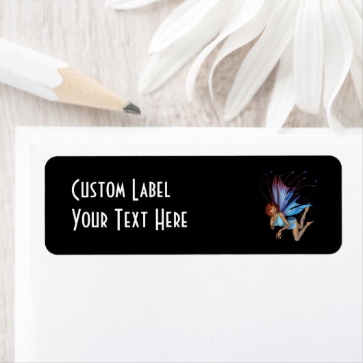 Roodharige 3D Pixie - Paarse & Blauwe Etiket (Insitu)