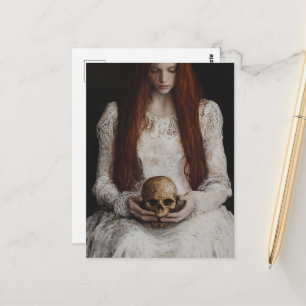 Roodharige vrouw met een schedel briefkaart