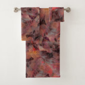 Roodkleurige pleisters op grijze achtergrond t bad handdoek (Insitu)