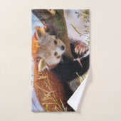 Roodrode panda bad handdoek (Handdoek)