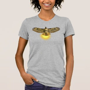 Roodstaartbuizerd vliegt met de zon t-shirt