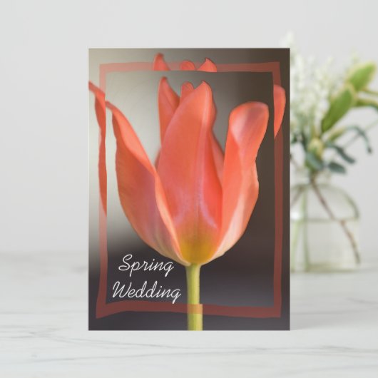 Roodtulp Spring Wedding Announding Kaart (Staand voorkant)