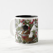 roofoverval in een heilige boom na een sneeuw tweekleurige koffiemok (Voorkant links)