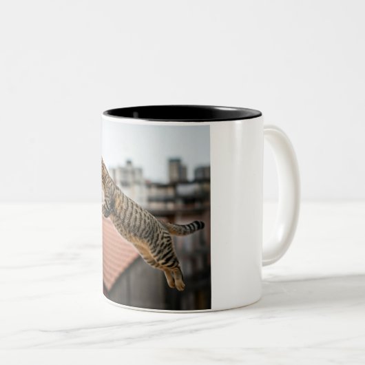 Rooftop Cat Adventure Mok (Voorkant rechts)