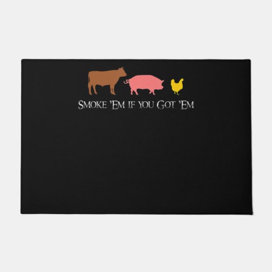 Rook Em als je Em hebt | BBQ Smoker Fan Beef Chick Deurmat (Voorkant)