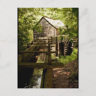 Rookachtige Mountain Mill en Waterrad Foto Ansicht Briefkaart