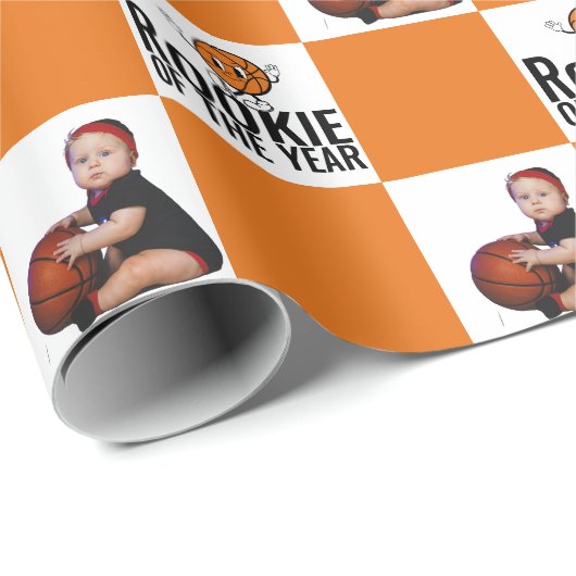 Rookie van het Jaar Basketbal Verjaardag Gepersona Cadeaupapier (Rol Hoek)
