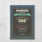 Rookie van het Jaar Eerste Verjaardag Uitnodiging (Achterkant)