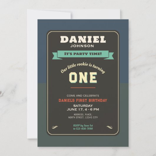 Rookie van het Jaar Eerste Verjaardag Uitnodiging (Achterkant)
