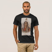 Rooksignalen: Lakota Indian Chief Sitting Bull T-shirt (Voorkant volledig)