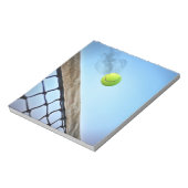 Rooktennisbal over het net notitieblok (Linkerzijde)