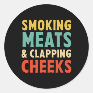 Rookvlees en klappende wangen Grappig BBQ vlees S Ronde Sticker