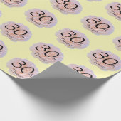 Roos bloesem / roze & geel / 30e verjaardag cadeaupapier (Hoek)