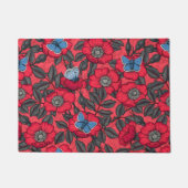 Roos en vlinders in rood en blauw deurmat (Voorkant)