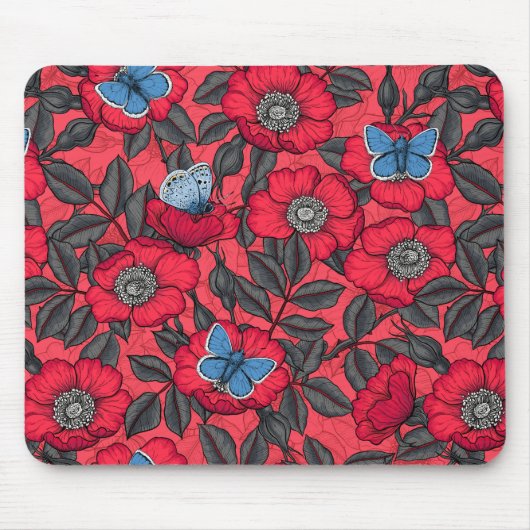 Roos en vlinders in rood en blauw muismat (Voorkant)