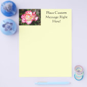 Roos Flyer Sjabloon Roze witte rozengele brochure (Enkel)