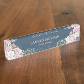 Roos Garden Blue | Bureau Naambord (Zijkant)