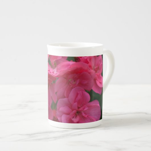  Roos Geranium Bone China Jumbo Mok (Voorkant rechts)