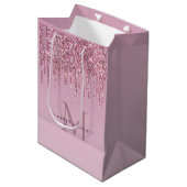 Roos Glitter maakt een persoonlijk monogram en een Medium Cadeauzakje (Voorkant Gekanteld)