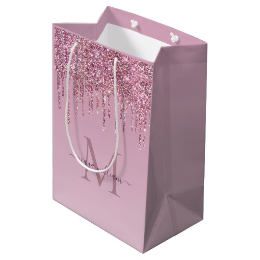 Roos Glitter maakt een persoonlijk monogram en een Medium Cadeauzakje (Achterkant Gekanteld)