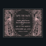 Roos Gold Art Deco Peacocks Black Opslaan datum Save The Date<br><div class="desc">Uniek ontwerp met een mix van oude,  op wereldschaal getextureerde roos gouden decopauzes en een gedurfde,  moderne grafische aanpak op een zwarte getextureerde achtergrond. Het gebruik past hulpmiddel aan om uw info toe te voegen. Ga voor overeenkomende objecten naar het Collectie Gold Art Deco Peacocks voor Roos Gold Art.</div>
