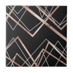 Roos Gold Black Lineaar Triangle Abstract Patroon Tegeltje<br><div class="desc">Dit chic en elegant faux roos goud, zwart, en witte lineaire driehoek abstract patroon is perfect voor de trendy en stijlvolle vrouw. De moderne en modieuze gedrukte tekst is geweldig voor vele geschenken en gelegenheden. Geniet van dit gedurfde en hedendaagse ontwerp voor uw volgende aankoop; voor jezelf, je vrienden of...</div>