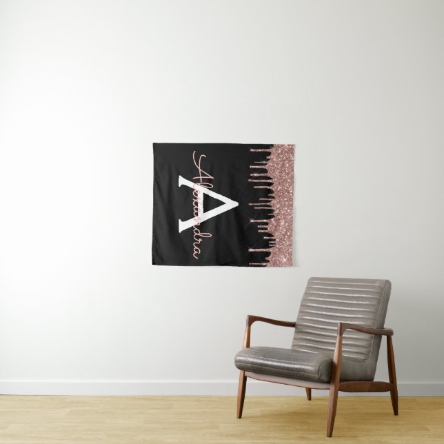 Roos Gold - Blush Pink Black Glitter Monogram Naam Wandkleed (In Situ (horizontaal))