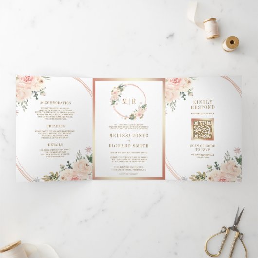 Roos Gold Blush Pink Floral QR Code Weddenschap Drieluik Uitnodiging (Binnen)