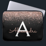 Roos Gold Blush Pink Glitter and Sparkle Monogram Laptop Sleeve<br><div class="desc">Roos Gold - Blush roze en Black Faux Glitter en Sparkle Elegant Monogram Hoesje. Dit hoesje kan worden aangepast om uw initiaal en voornaam te omvatten.</div>