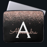 Roos Gold Blush Pink Glitter and Sparkle Monogram Laptop Sleeve<br><div class="desc">Roos Gold - Blush roze en Black Faux Glitter en Sparkle Elegant Monogram Hoesje. Dit hoesje kan worden aangepast om uw initiaal en voornaam te omvatten.</div>