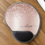 Roos Gold - Blush Pink Glitter Metal Monogram Naam Gel Muismat<br><div class="desc">Roos Gold - Blush Pink Faux Folie Metallic Sparkle Glitter Brushed Metal Monogram Naam en Initiaal Mousepad (Muismat). Dit maakt de perfecte lieve 16 verjaardags-,  bruiloft-,  vrijgezellenfeest-,  jubileum-,  baby shower- of vrijgezellenfeestcadeau voor iemand die van glamluxe en chique stijlen houdt.</div>