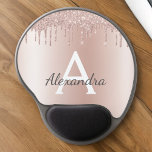 Roos Gold - Blush Pink Glitter Metal Monogram Naam Gel Muismat<br><div class="desc">Roos Gold - Blush Pink Faux Folie Metallic Sparkle Glitter Brushed Metal Monogram Naam en Initiaal Mousepad (Muismat). Dit maakt de perfecte lieve 16 verjaardags-,  bruiloft-,  vrijgezellenfeest-,  jubileum-,  baby shower- of vrijgezellenfeestcadeau voor iemand die van glamluxe en chique stijlen houdt.</div>