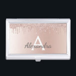 Roos Gold - Blush Pink Glitter Metal Monogram Naam Visitekaarthouder<br><div class="desc">Roos Gold - Blush Pink Faux Folie Metallic Sparkle Glitter Brushed Metal Monogram Name Business Card Holder. Dit maakt de perfecte liefhebbende 16 verjaardag,  bruiloft,  vrijgezellenfeest,  verjaardagsdag,  baby shower of vrijgezellenfeest voor iemand die van luxe glam en stijl houdt.</div>