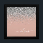 Roos Gold Blush Pink Silver Glitter Monogram Cadeaudoosje<br><div class="desc">Roos Gold - Blush roze en Silver Sparkle Glitter script Naam Juwelry Keepomwille Box. Dit maakt het perfecte afstuderen,  de verjaardag,  de bruiloft,  het vrijgezellenfeest,  de verjaardag,  het baby shower of het bachelorette feest cadeau voor iemand die van glam luxe en chic stijlen houdt.</div>