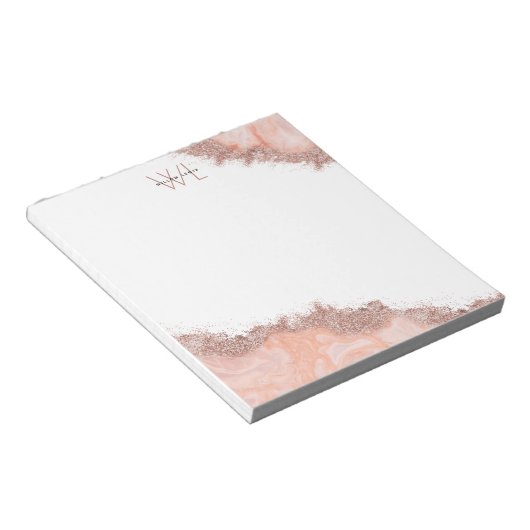 Roos Gold Blush Roze Geode Glitter Monogram Notitieblok (Schuin)