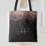 Roos Gold Blush Roze Glitter Glam Monogram Naam Tote Bag<br><div class="desc">Glam Roos Gold Glitter Elegant Monogram Canvas tas. Pas dit trendy ontwerp van de canvas tas met elegante roos gouden mousserende glitter op een zwarte achtergrond eenvoudig aan. Het ontwerp kenmerkt uw handgeschreven manuscriptmonogram met  cirkels en jouw naam.</div>