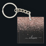 Roos Gold Blush Roze Glitter Script Monogram Girly Sleutelhanger<br><div class="desc">Zwart en Roos Gold Blush Pink Faux Folie Sparkle Glitter Script Monogram Naam Sleutelhanger. Dit maakt het perfecte zoete 16-jarige verjaardagscadeau,  bruiloft,  vrijgezellenfeest,  jubileum,  baby shower of vrijgezellenfeest voor iemand die van glamoureuze luxe en chique stijlen houdt.</div>