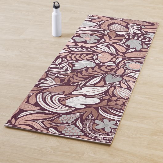 Roos Gold Burgundy Floral Illustration Pattern Yogamat (In situ)