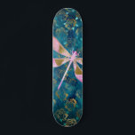 Roos Gold Dragonfly op Turquoise Floral Background Persoonlijk Skateboard<br><div class="desc">Roze - Roos gouden libel op Turquoise bloemige Natuur achtergrond. De Aqua Blue achtergrond bevat girly gouden folie Roos Bloemen en bloemblaadjes in de Patroon.</div>