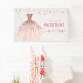 Roos Gold Dress Quinceañera 15e verjaardag achterg Spandoek (Insitu)