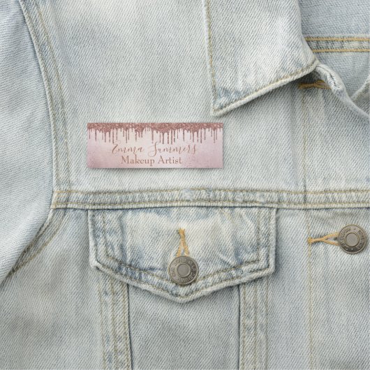 Roos Gold Drivers maken haarscherpstelling Naamplaatje (In situ)