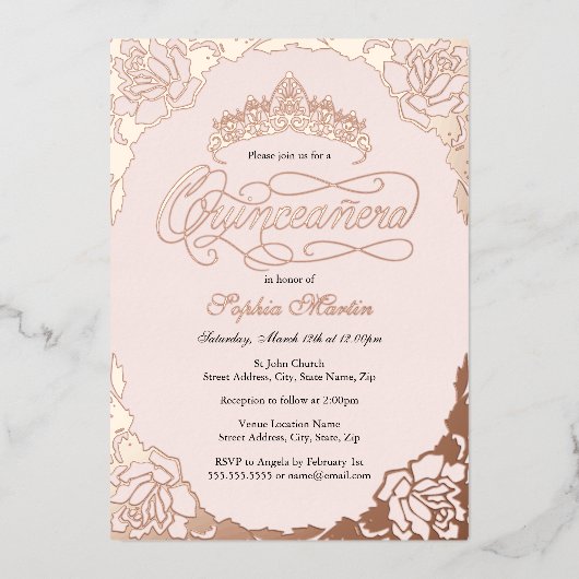Roos Gold Elegant Script Quinceanera Verjaardag Folie Uitnodiging (Voorkant)