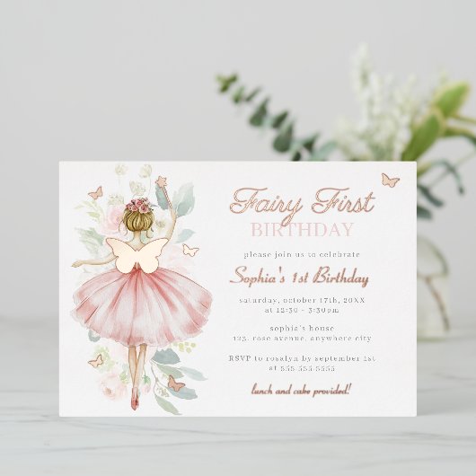 Roos Gold Fairy Eerste 1e Verjaardag Vlinder Folie Uitnodiging (Staand Voorkant)