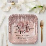 Roos Gold Faux Glitter & Folie 21e verjaardag Papieren Bordje<br><div class="desc">Moderne,  trendy 21ste verjaardagsfeestje borden. Het ontwerp bevat roos goudglitterdruppels,  nevelfolie en dunne glitterachtergrond,  nummer 21 in drieduizend roos goudletters,  naam en datum.</div>