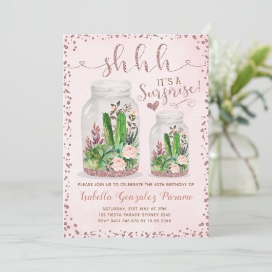 Roos Gold Fiesta Volwassen Vrouw Verjaardag Uitnod Kaart (Staand voorkant)