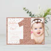 Roos Gold First Birthday Invitation, Faux Glitter Kaart (Staand voorkant)